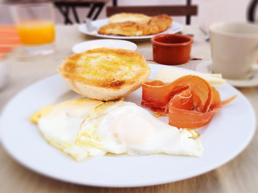 Almohalla 51 Hotel Archidona Bagian luar foto